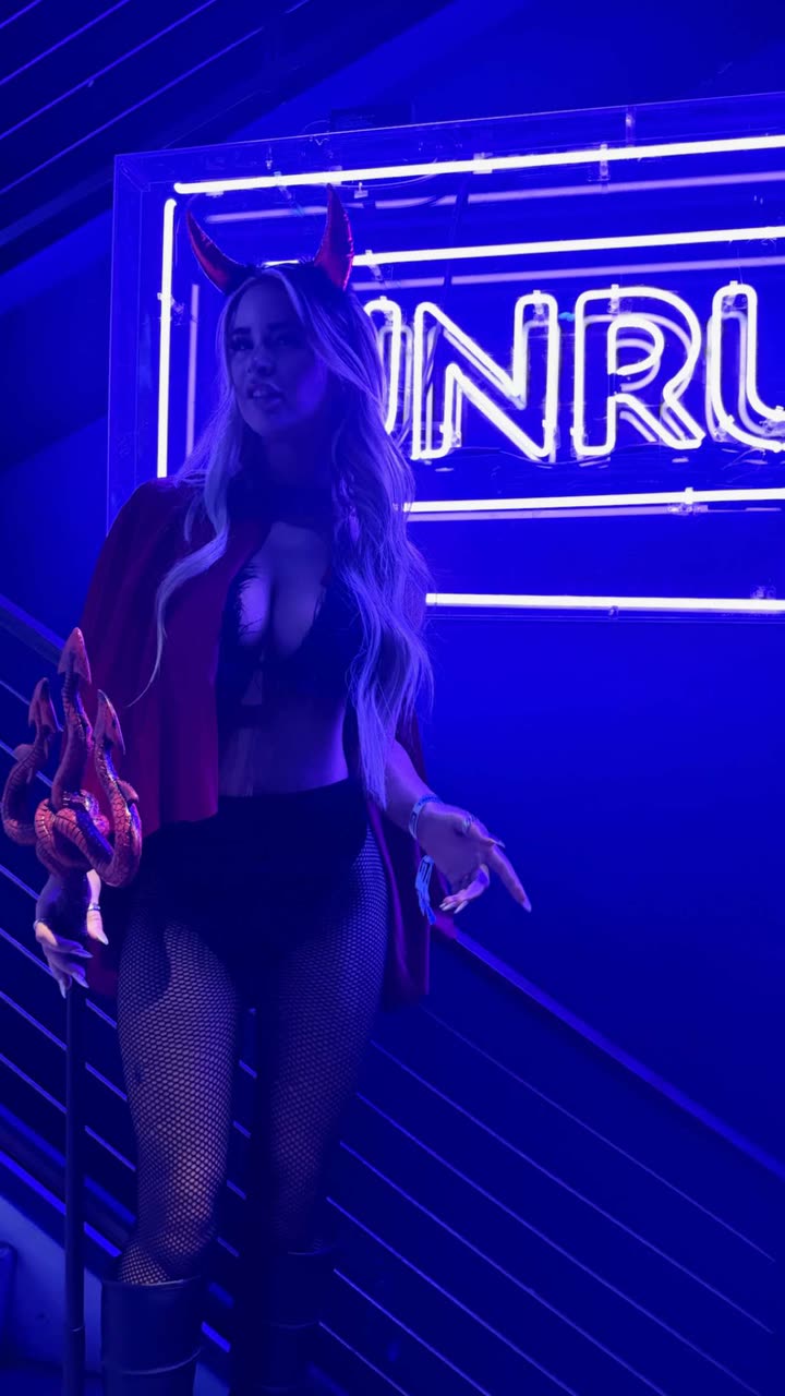 emilyelizabbeth snapchat image archive image