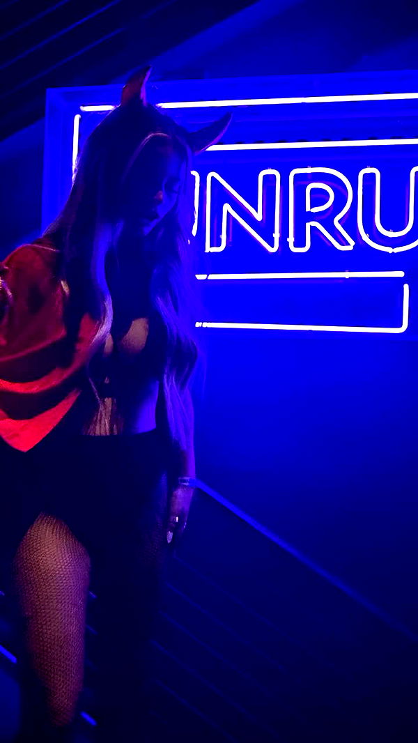 emilyelizabbeth image ~ Altpins