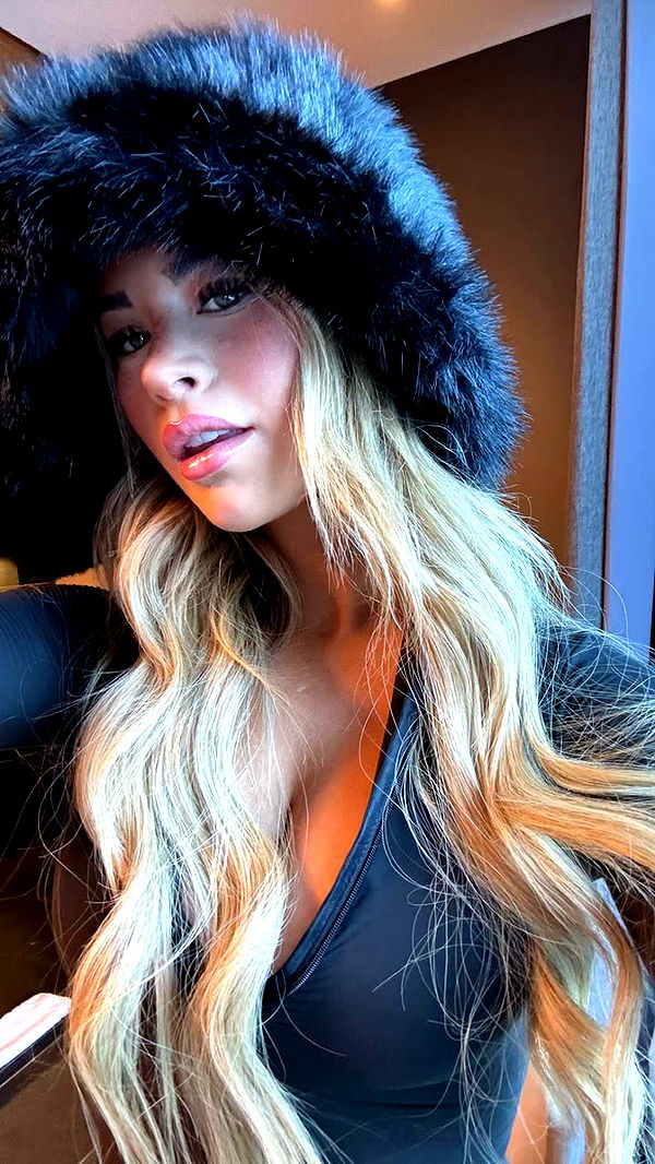 emilyelizabbeth image ~ Altpins