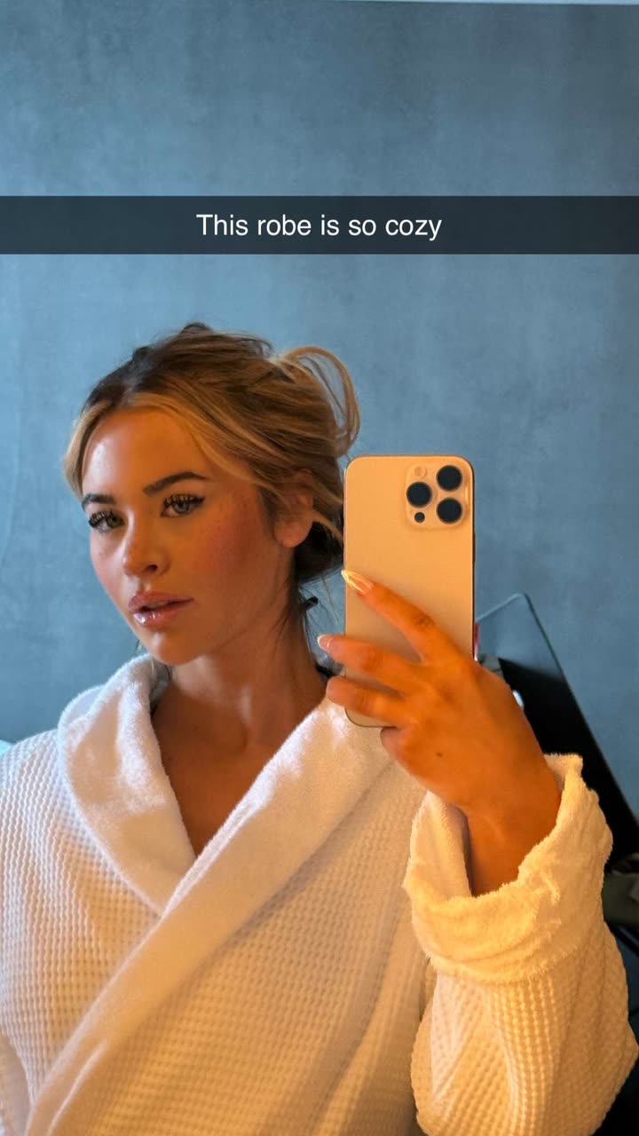 emilyelizabbeth snapchat image archive image