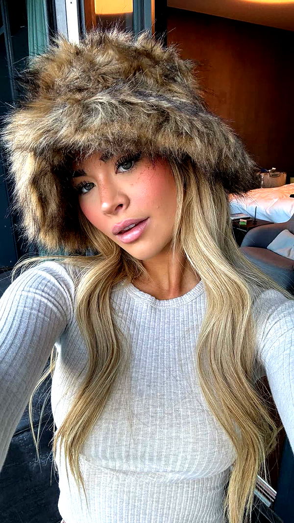 emilyelizabbeth image ~ Altpins