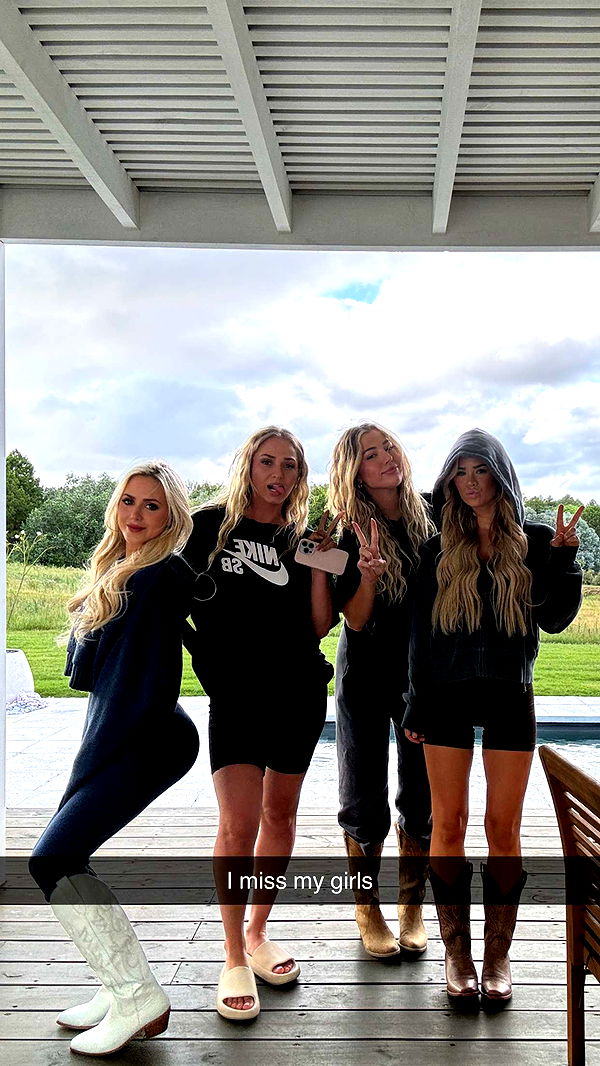 emilyelizabbeth image ~ Altpins