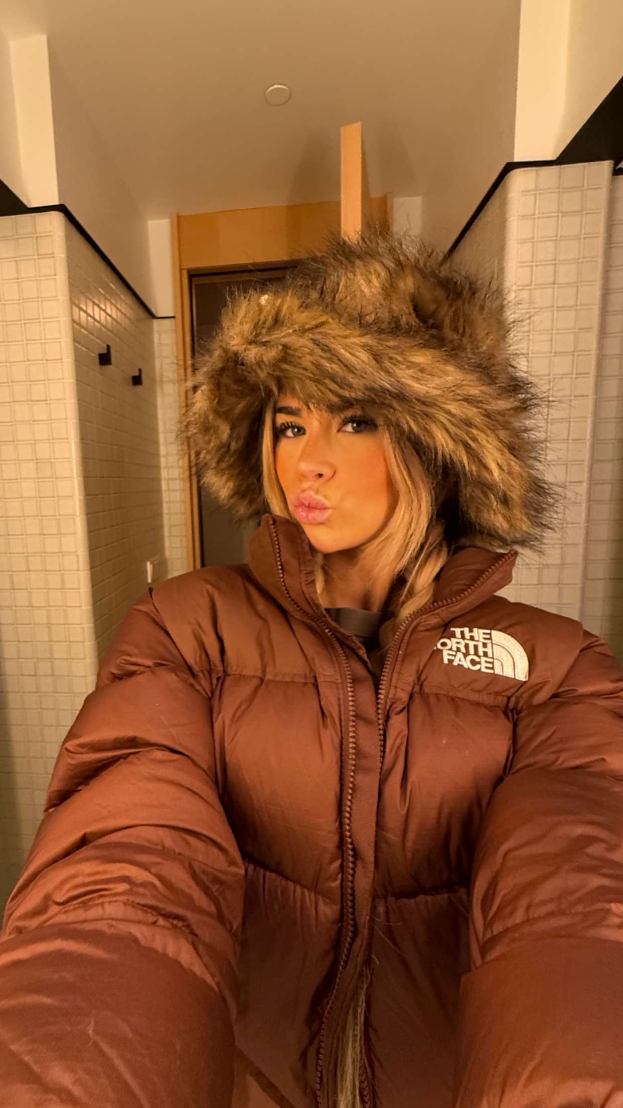 emilyelizabbeth snapchat image archive image