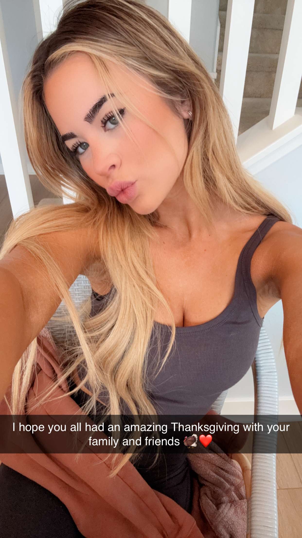 emilyelizabbeth snapchat image archive image