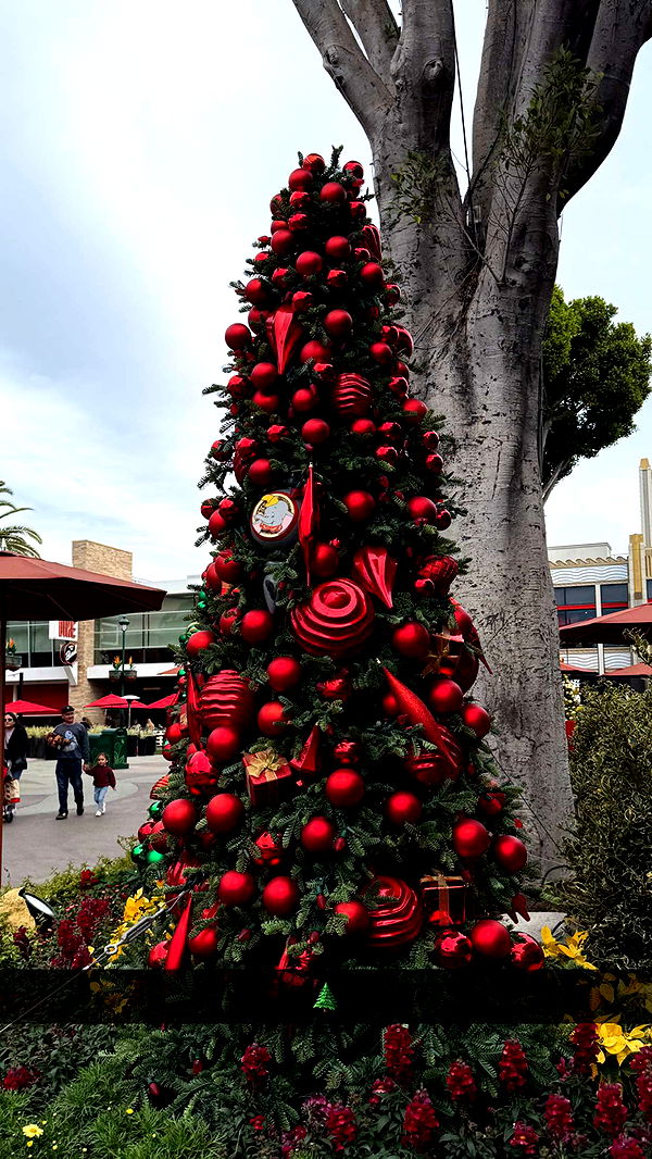 emilyelizabbeth image ~ Altpins