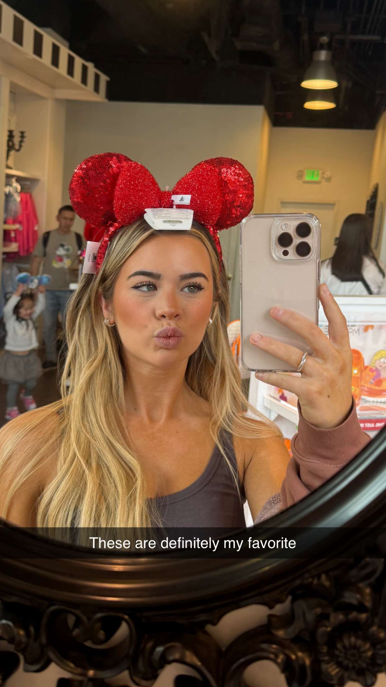 emilyelizabbeth snapchat image archive image