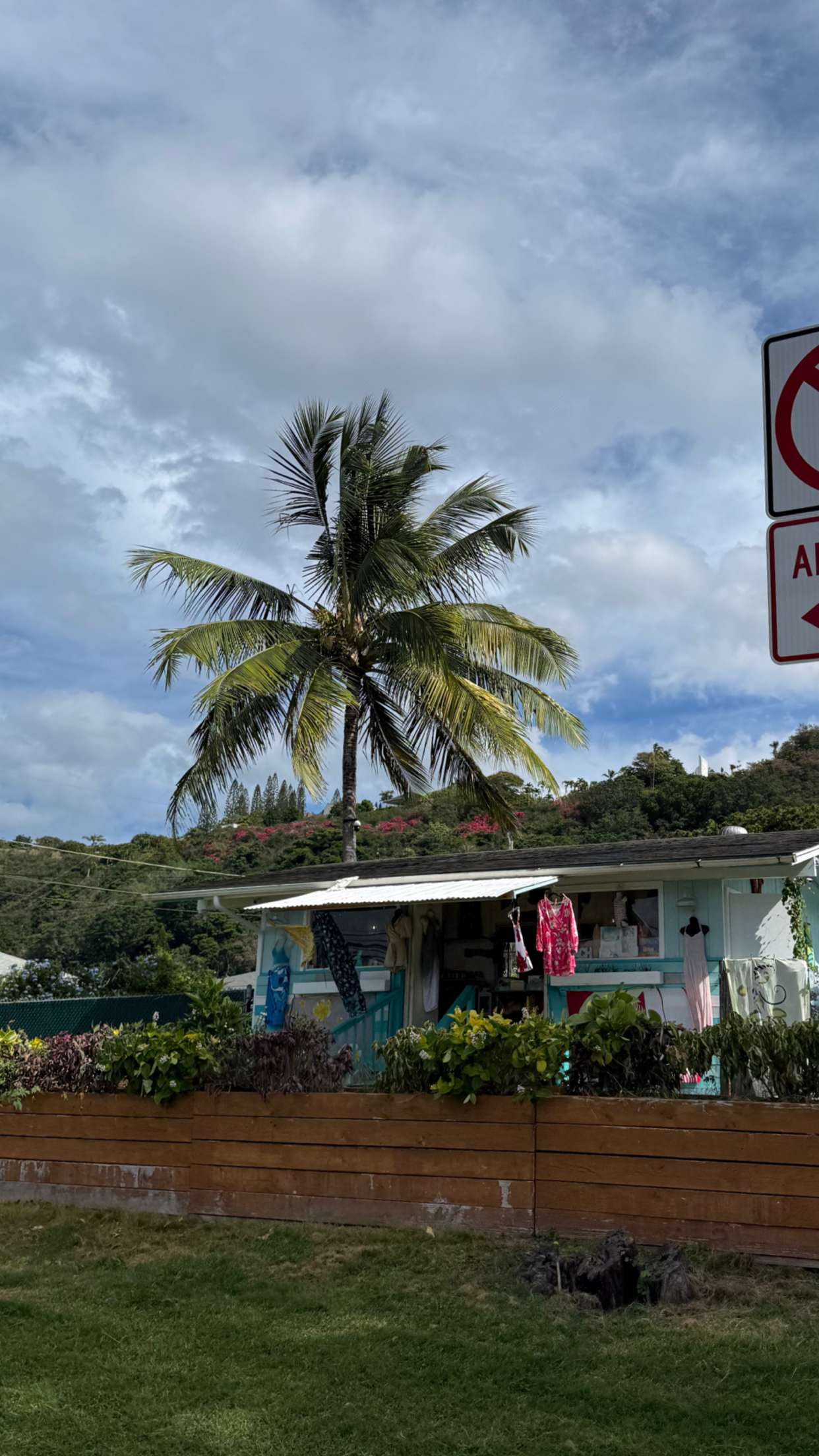 emilyelizabbeth snapchat image archive image