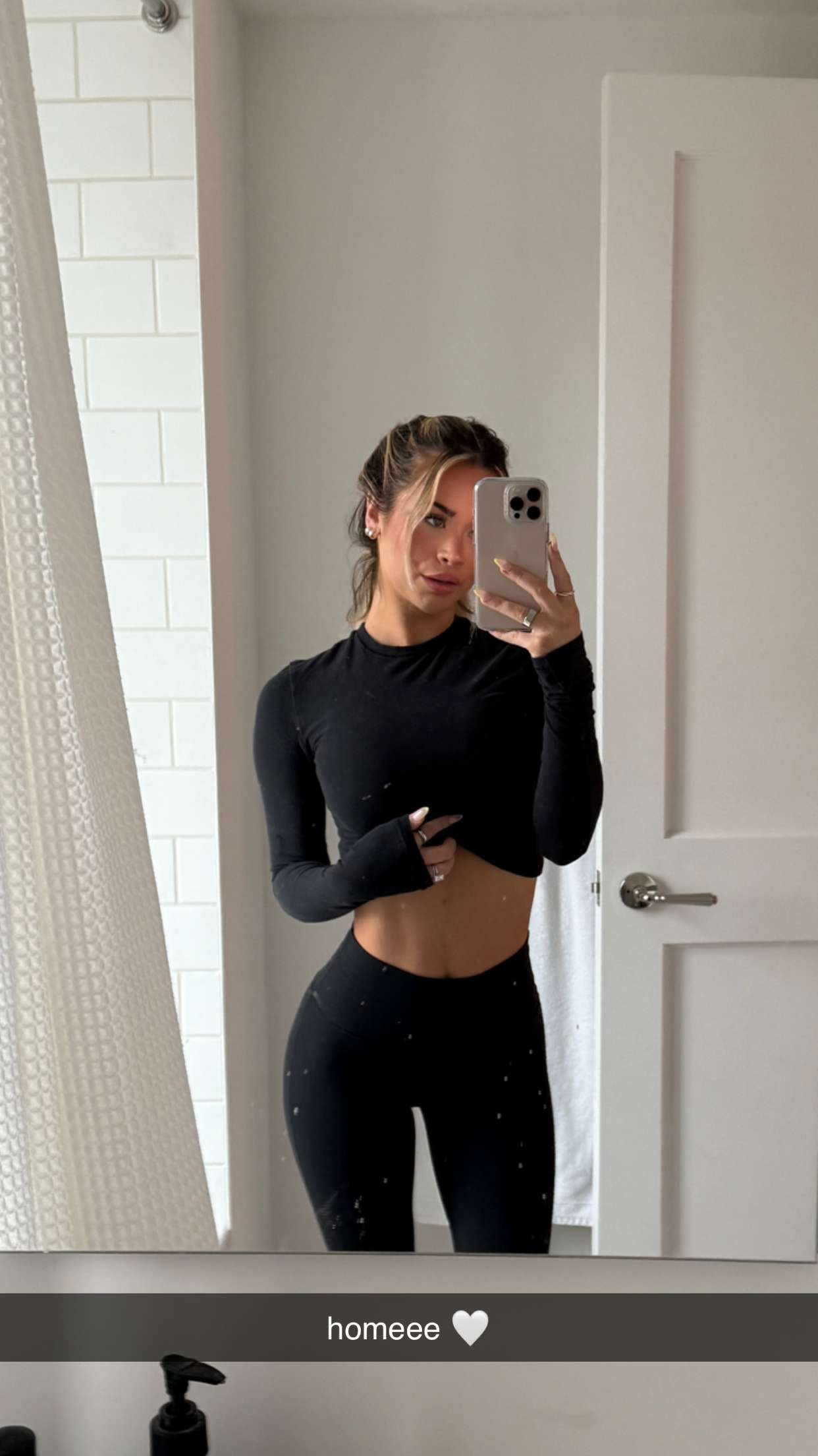 emilyelizabbeth snapchat image archive image