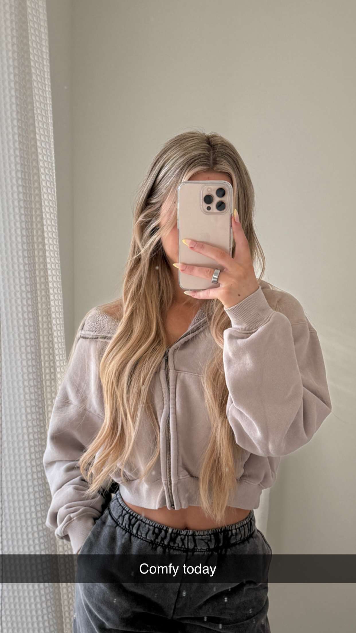 emilyelizabbeth snapchat image archive image