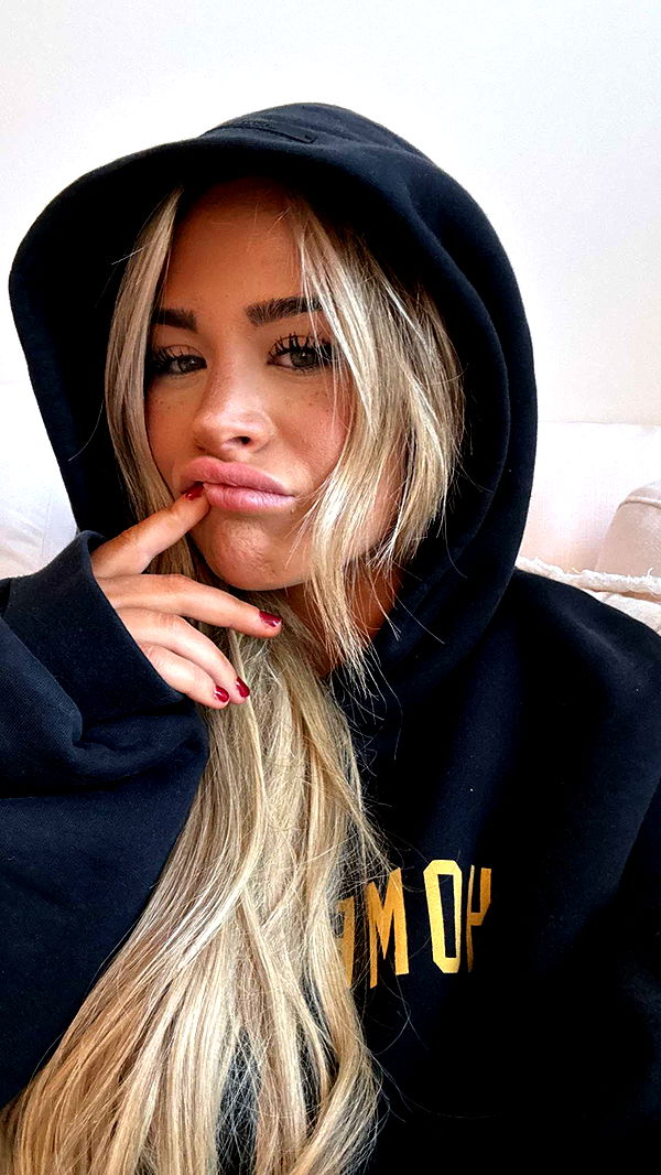 emilyelizabbeth image ~ Altpins