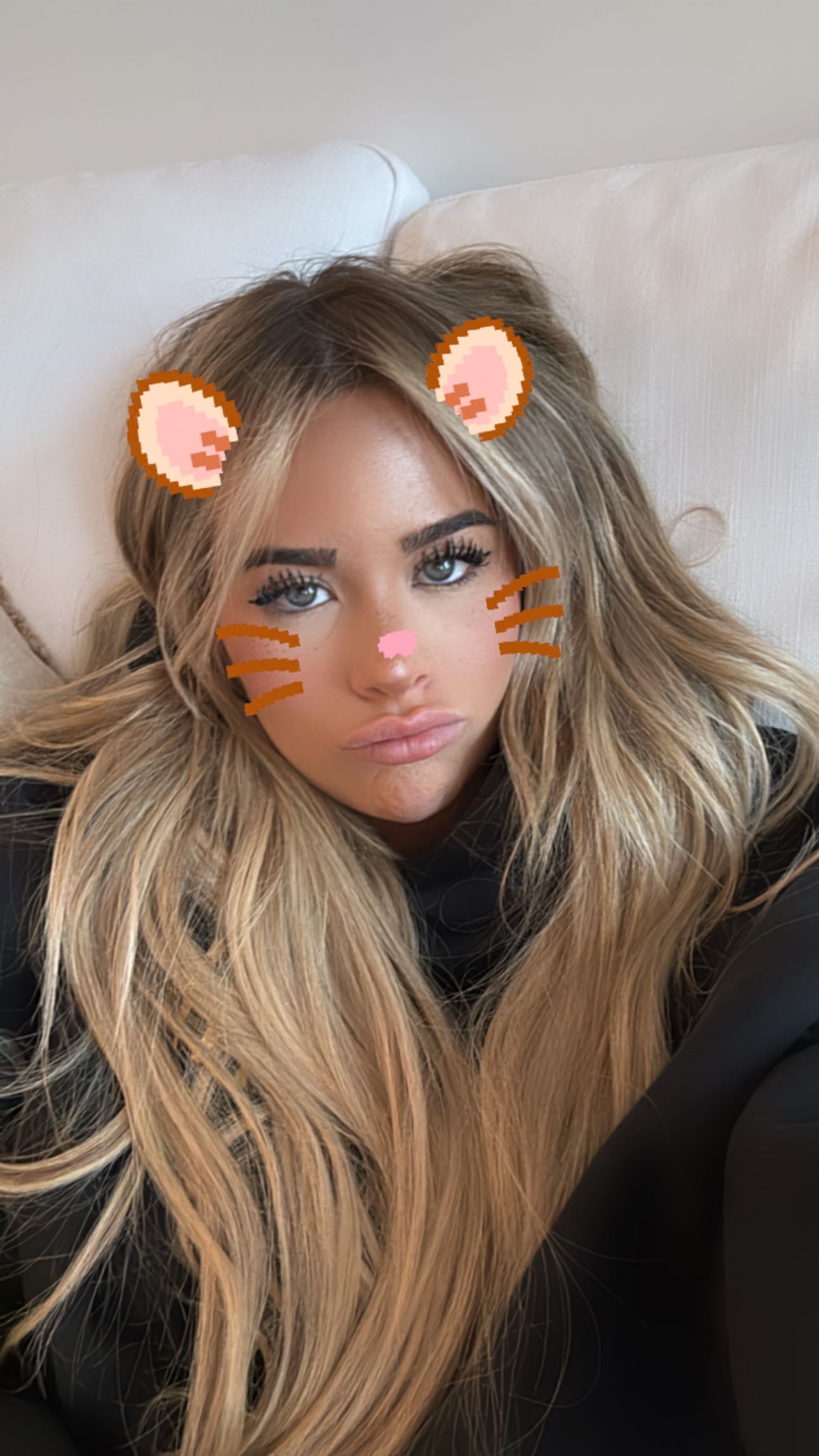 emilyelizabbeth snapchat image archive image