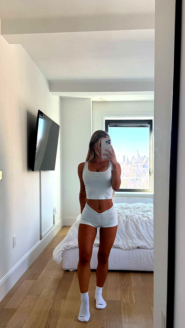 emilyelizabbeth image ~ Altpins