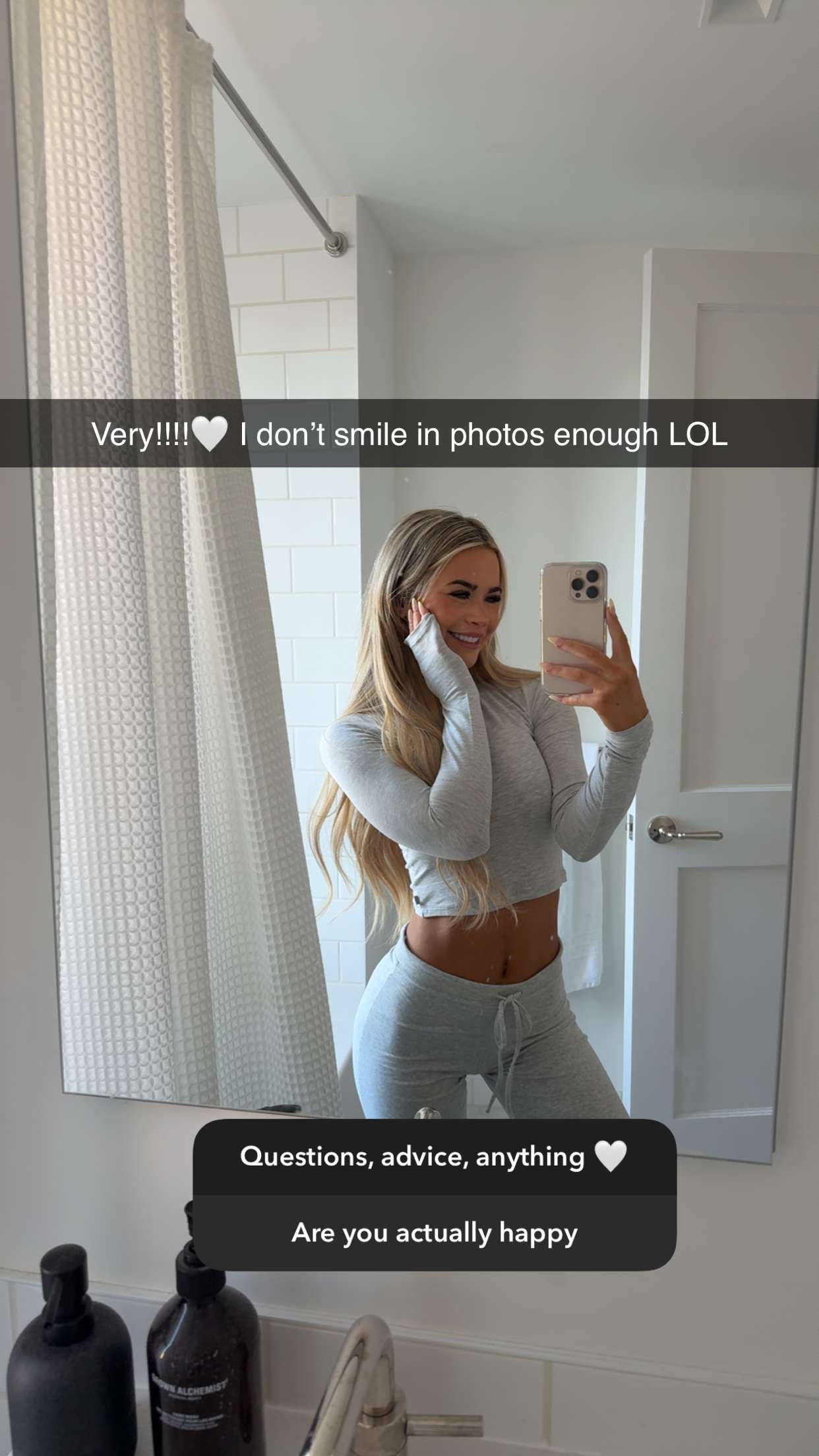 emilyelizabbeth snapchat image archive image