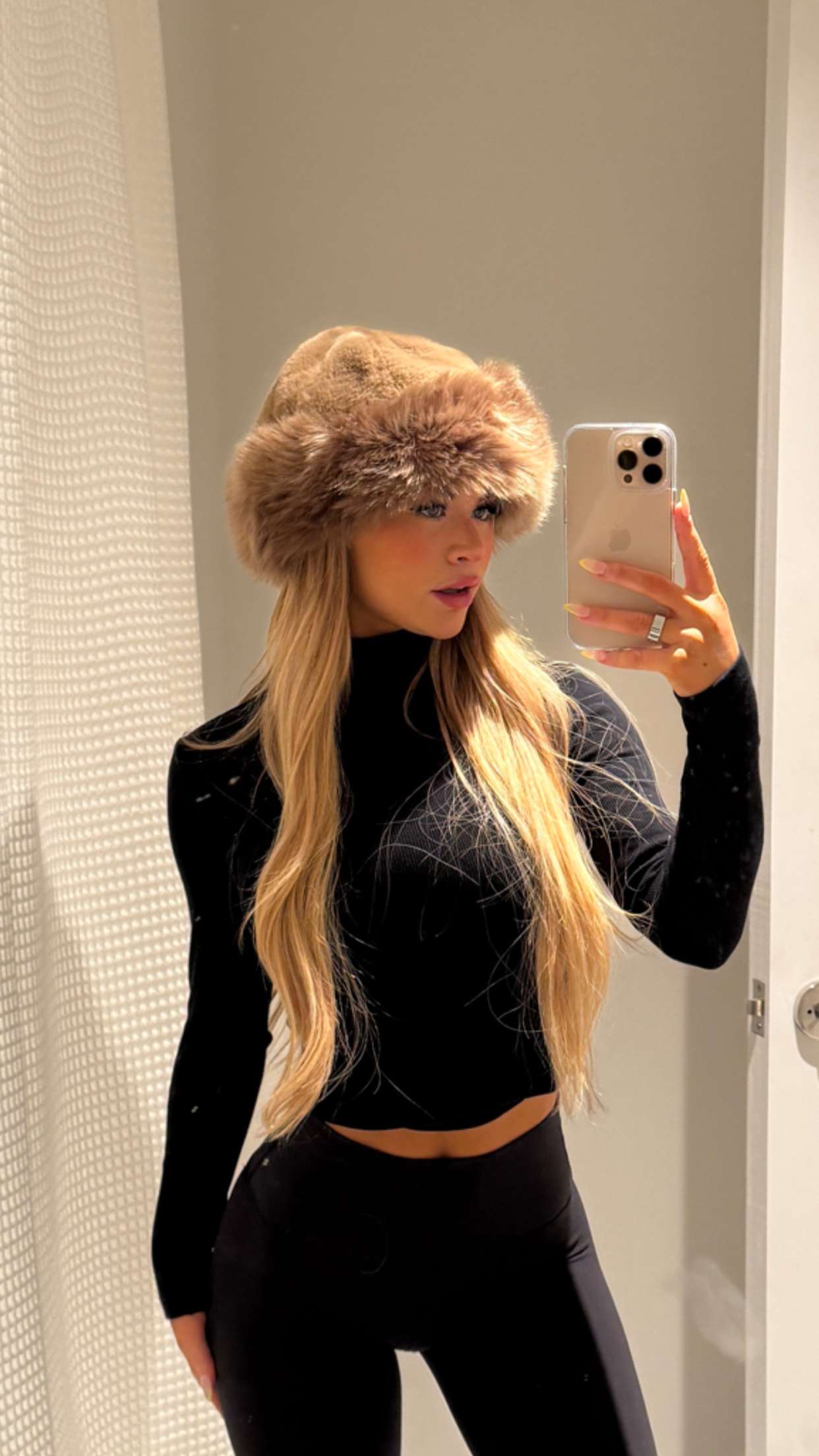 emilyelizabbeth snapchat image archive image