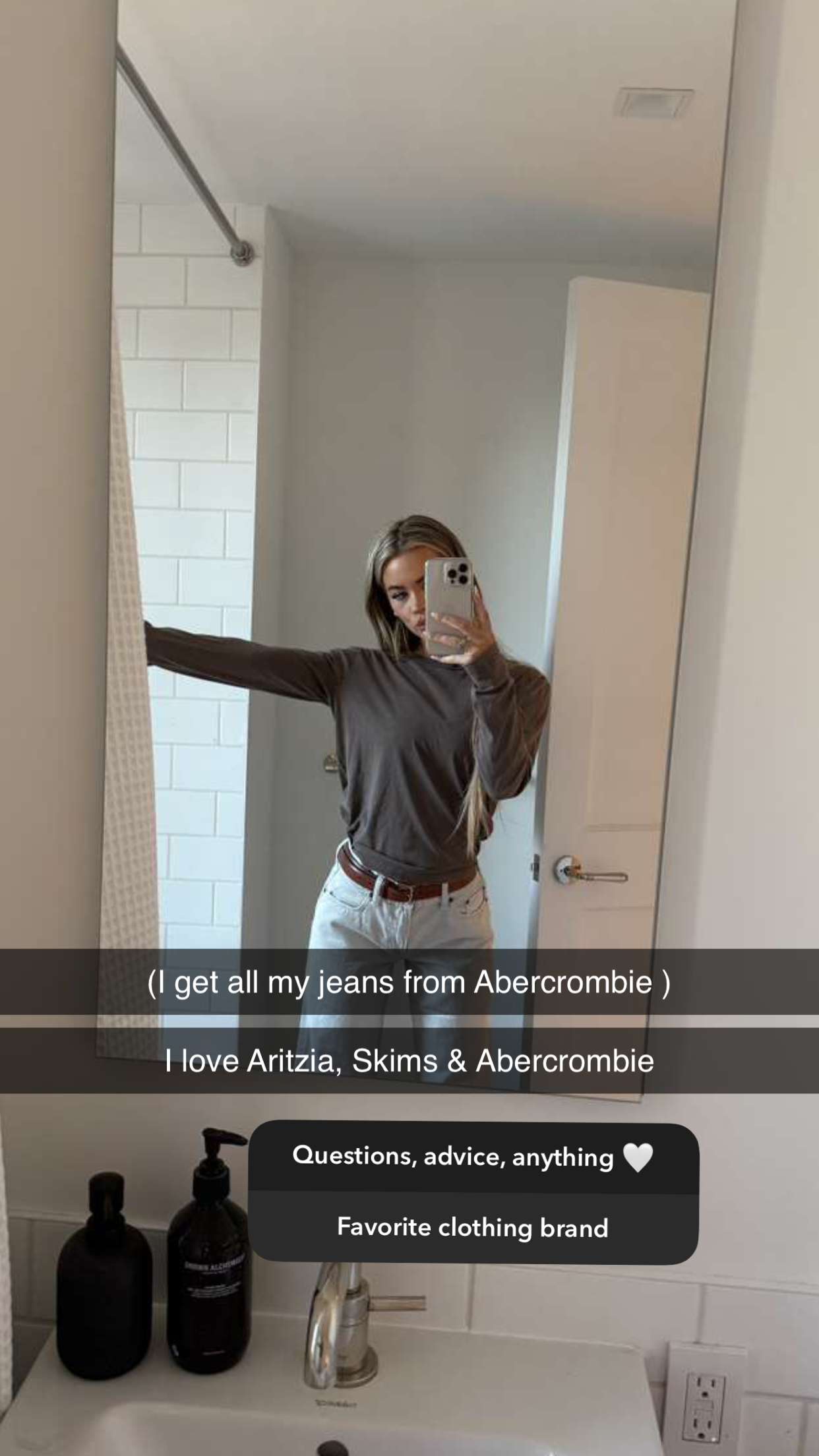 emilyelizabbeth snapchat image archive image