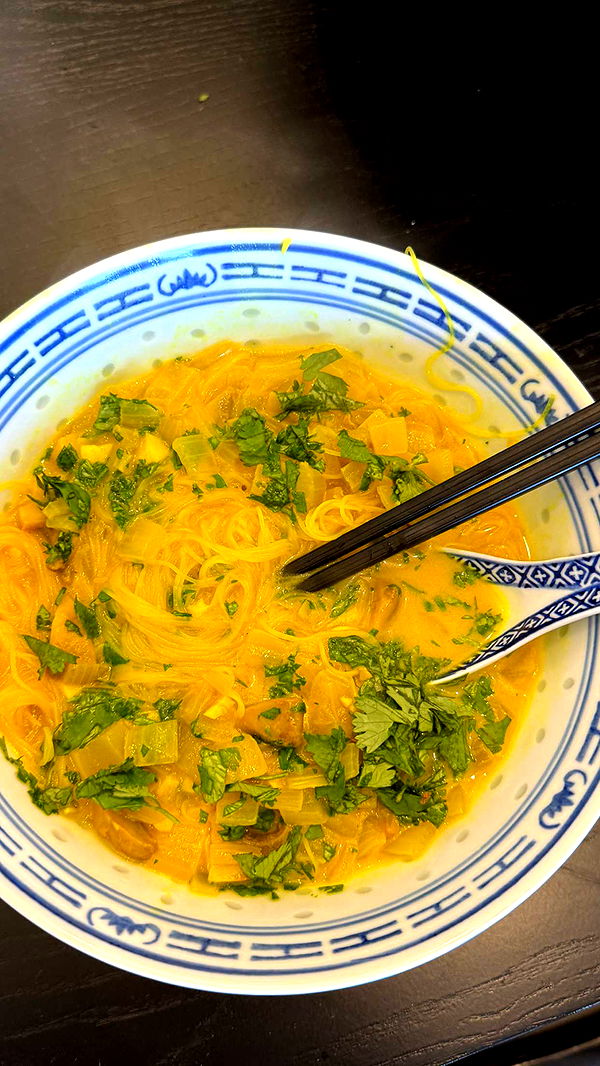 emilyelizabbeth image ~ Altpins