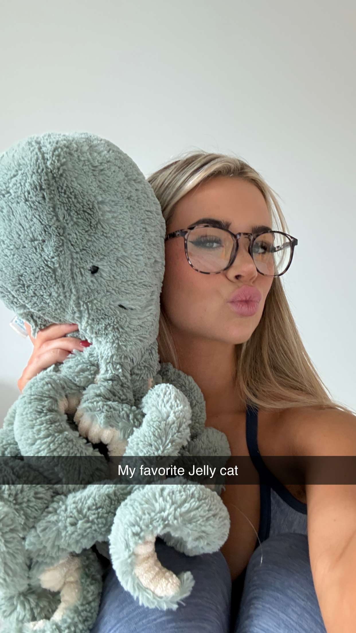 emilyelizabbeth snapchat image archive image