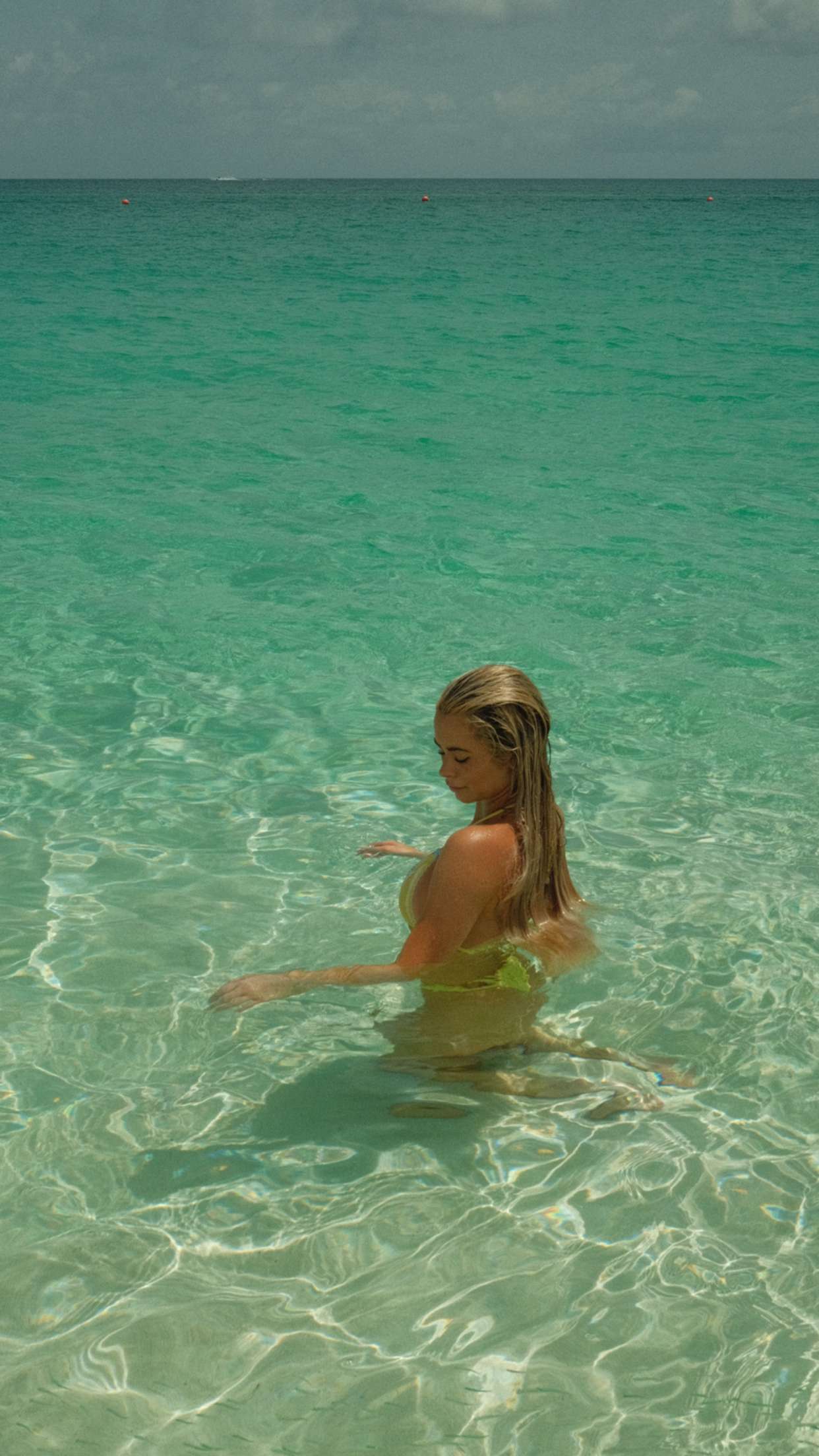 emilyelizabbeth snapchat image archive image