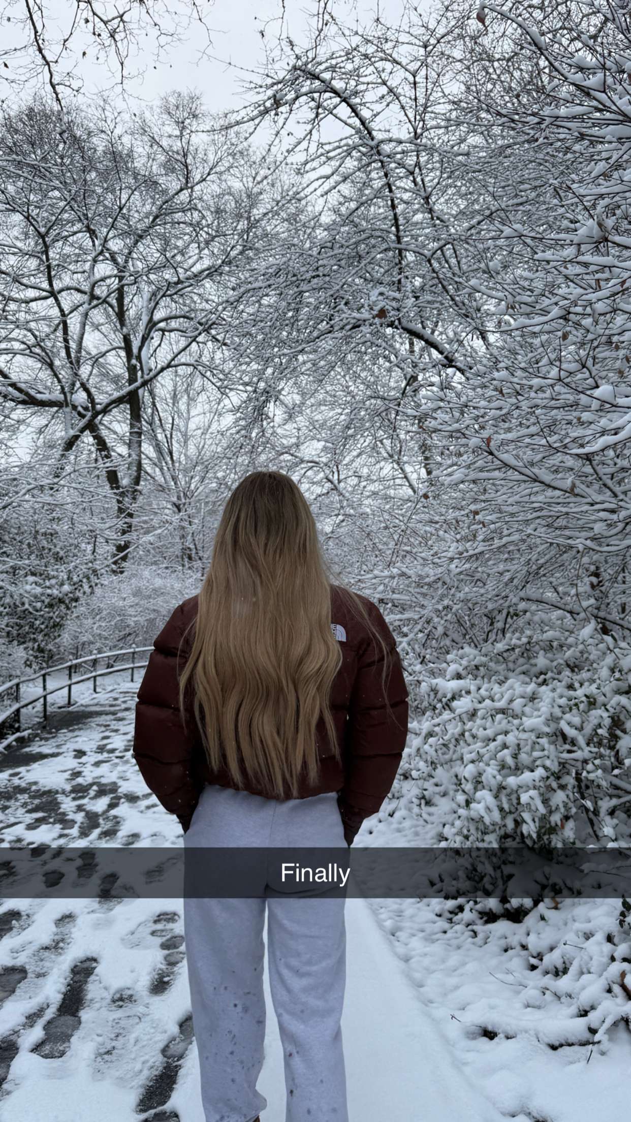 emilyelizabbeth snapchat image archive image