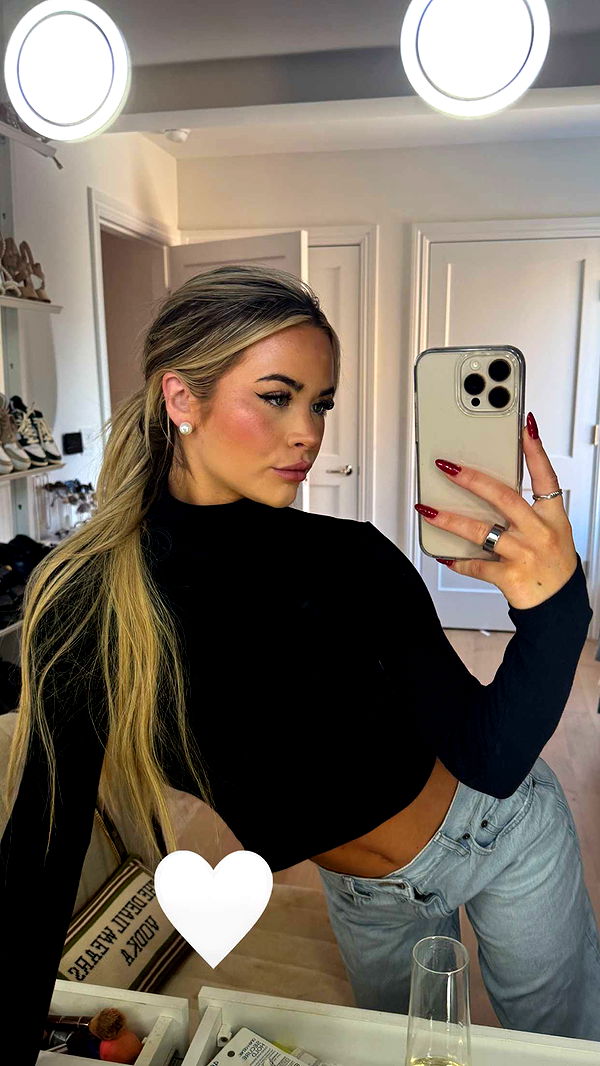 emilyelizabbeth image ~ Altpins