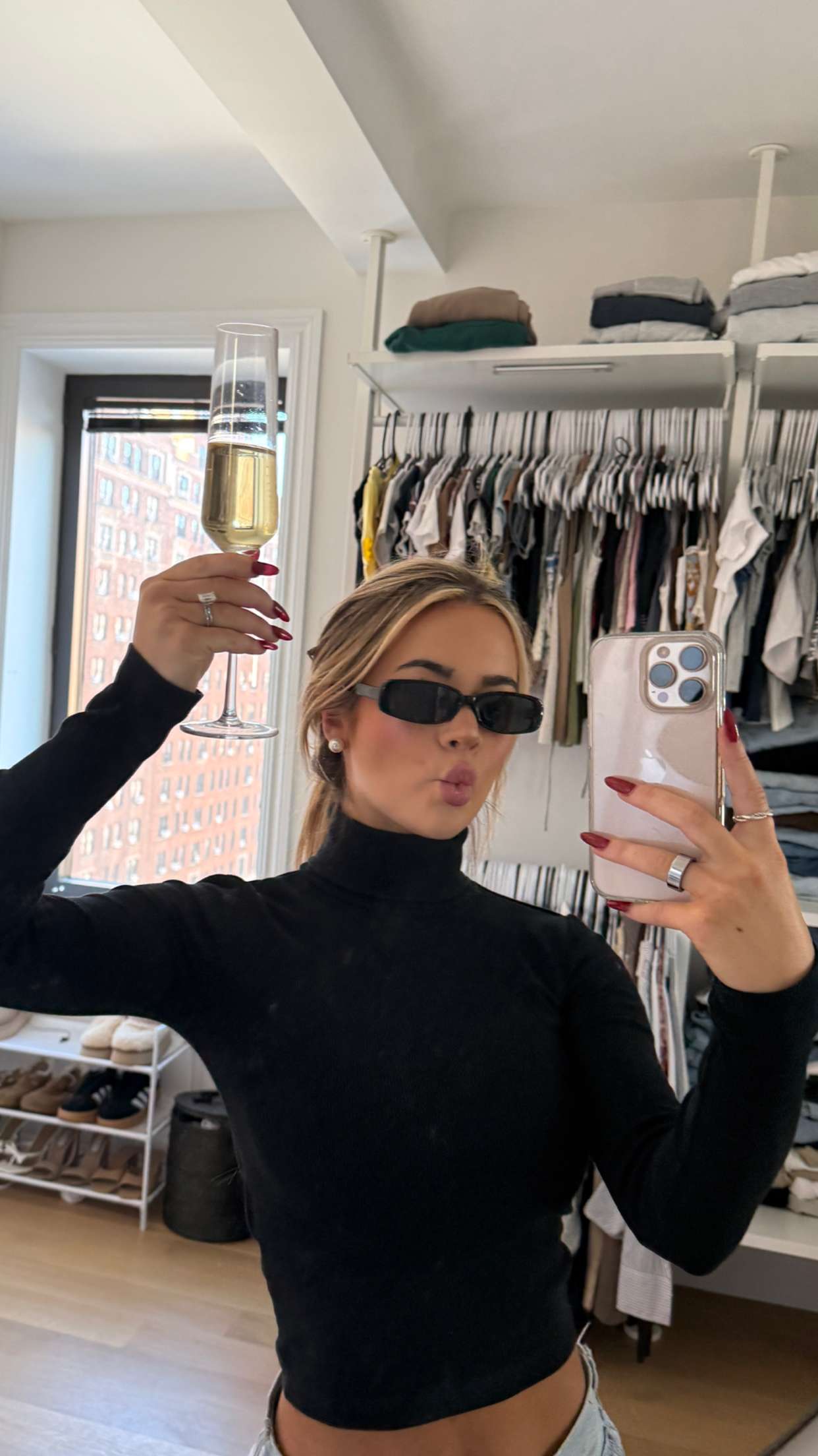 emilyelizabbeth snapchat image archive image