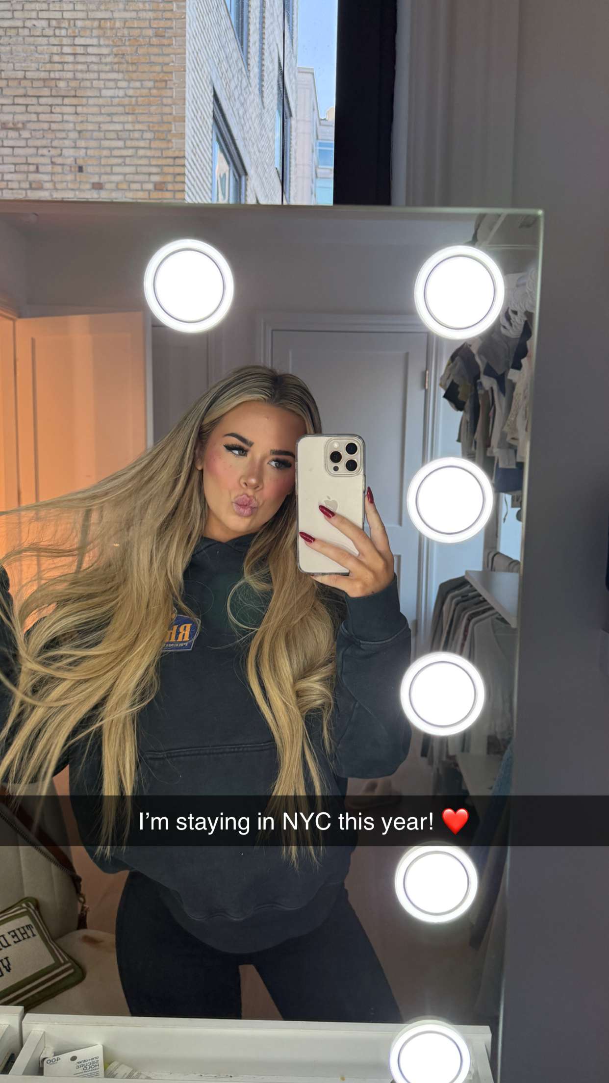 emilyelizabbeth snapchat image archive image