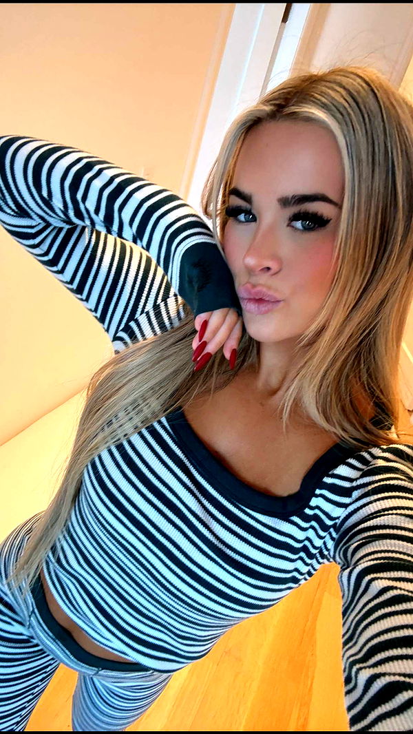 emilyelizabbeth image ~ Altpins