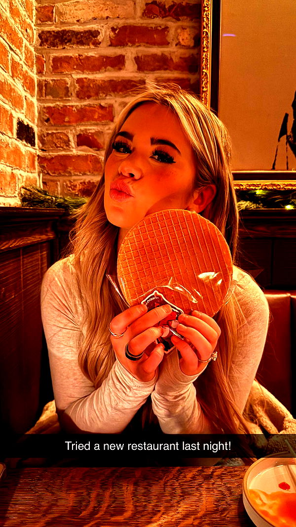 emilyelizabbeth image ~ Altpins