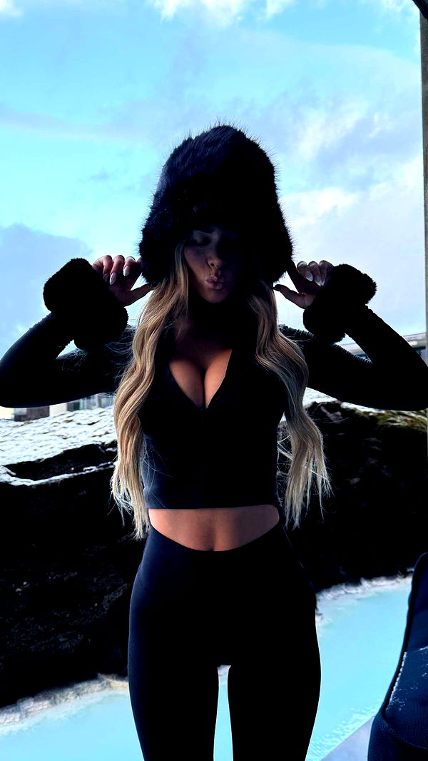 emilyelizabbeth image ~ Altpins