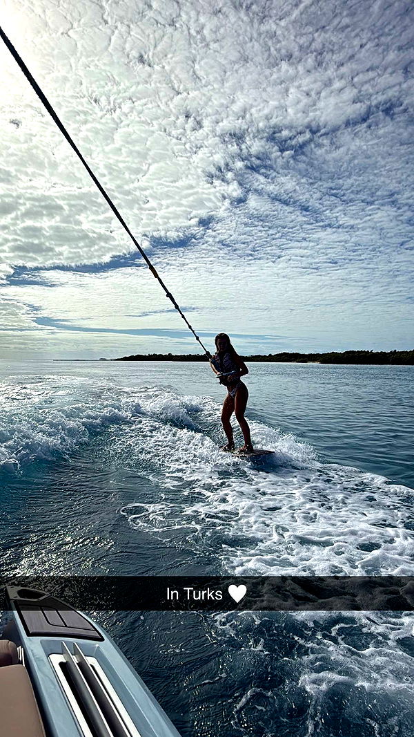 emilyelizabbeth image ~ Altpins