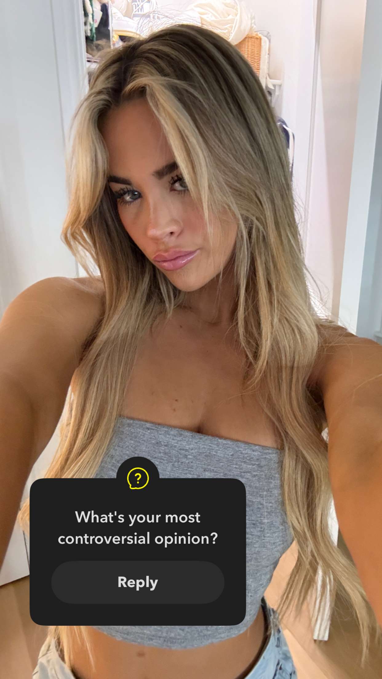 emilyelizabbeth snapchat image archive image