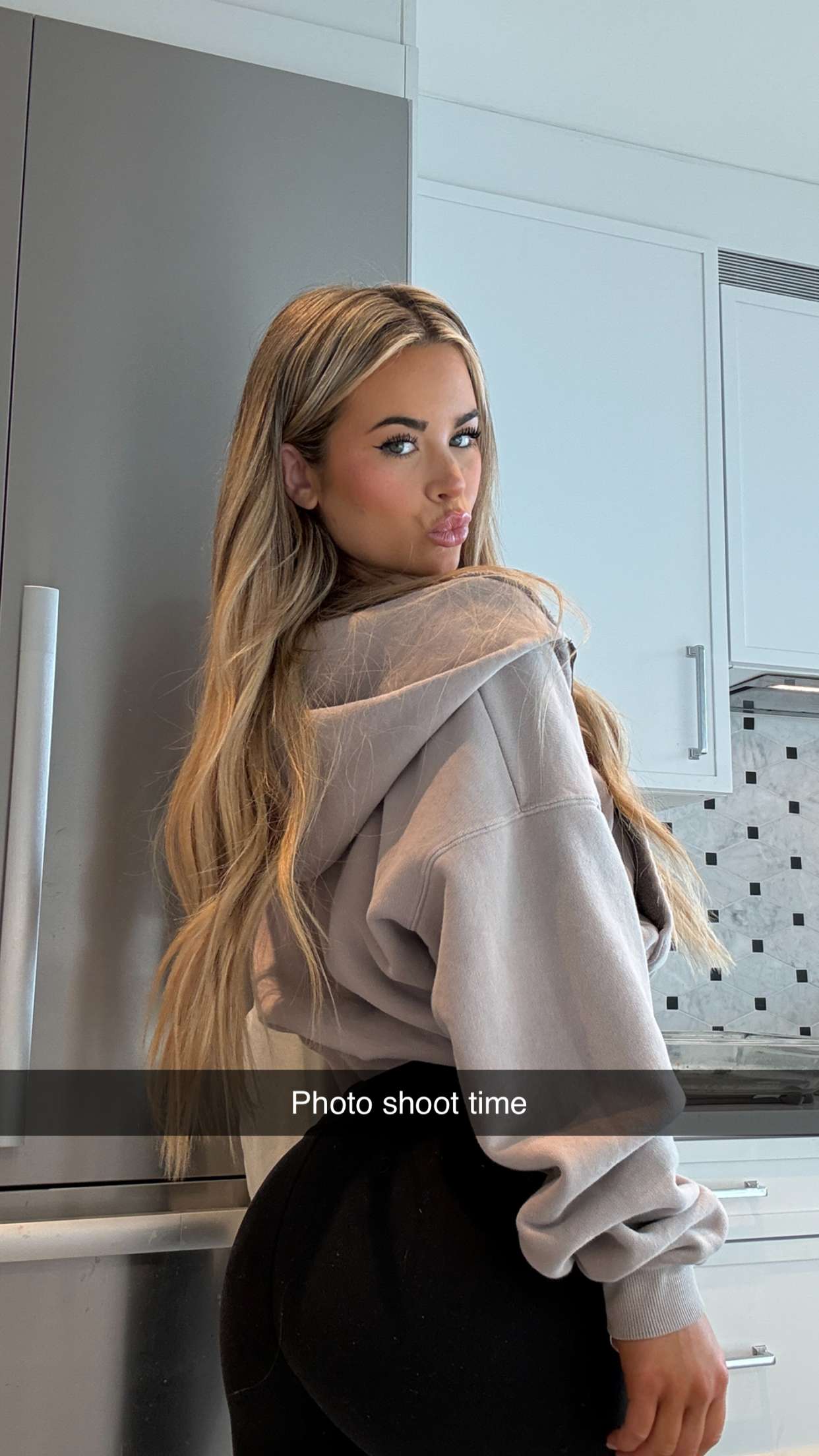 emilyelizabbeth snapchat image archive image