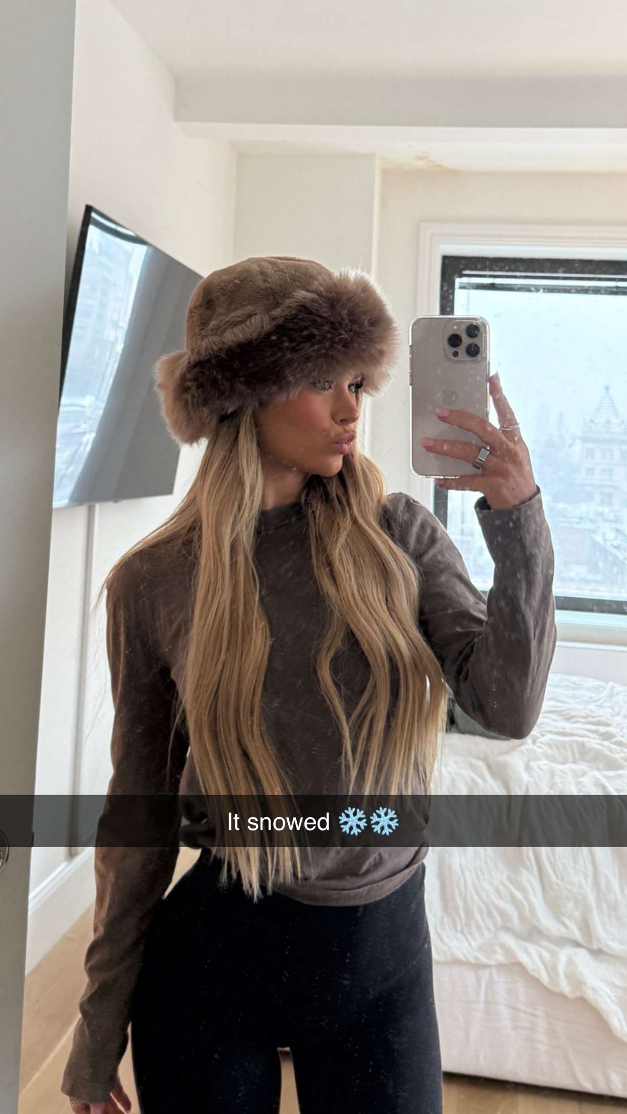 emilyelizabbeth snapchat image archive image