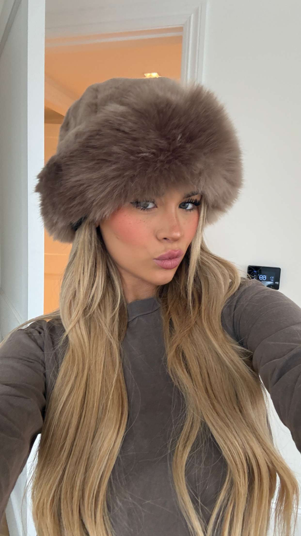 emilyelizabbeth snapchat image archive image