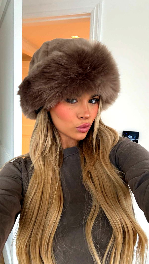 emilyelizabbeth image ~ Altpins