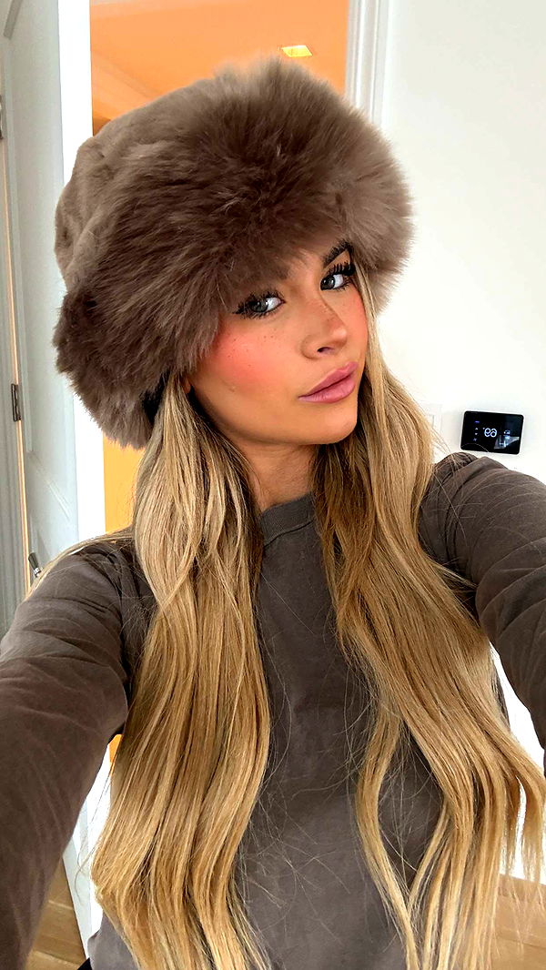 emilyelizabbeth image ~ Altpins