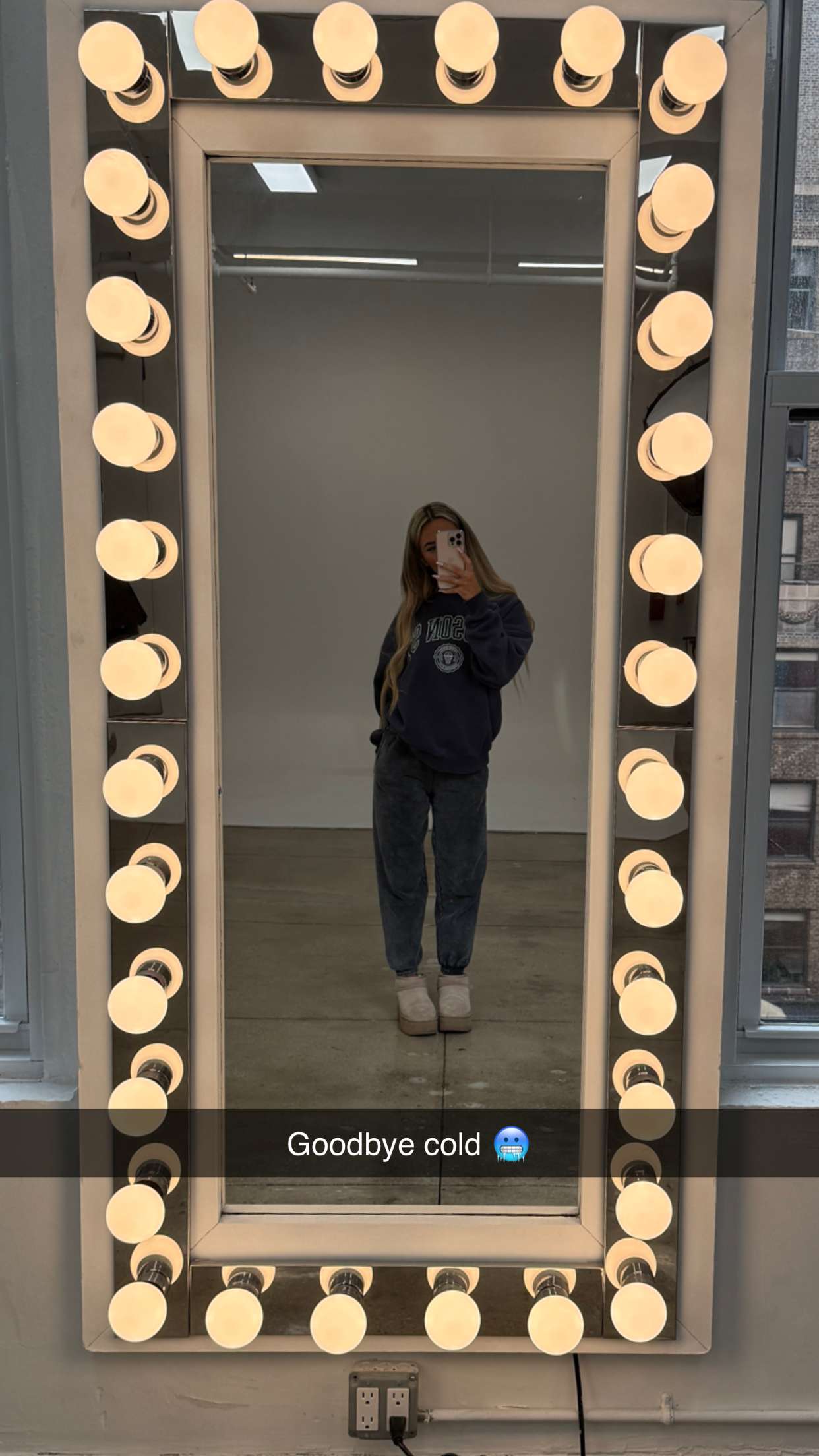 emilyelizabbeth snapchat image archive image