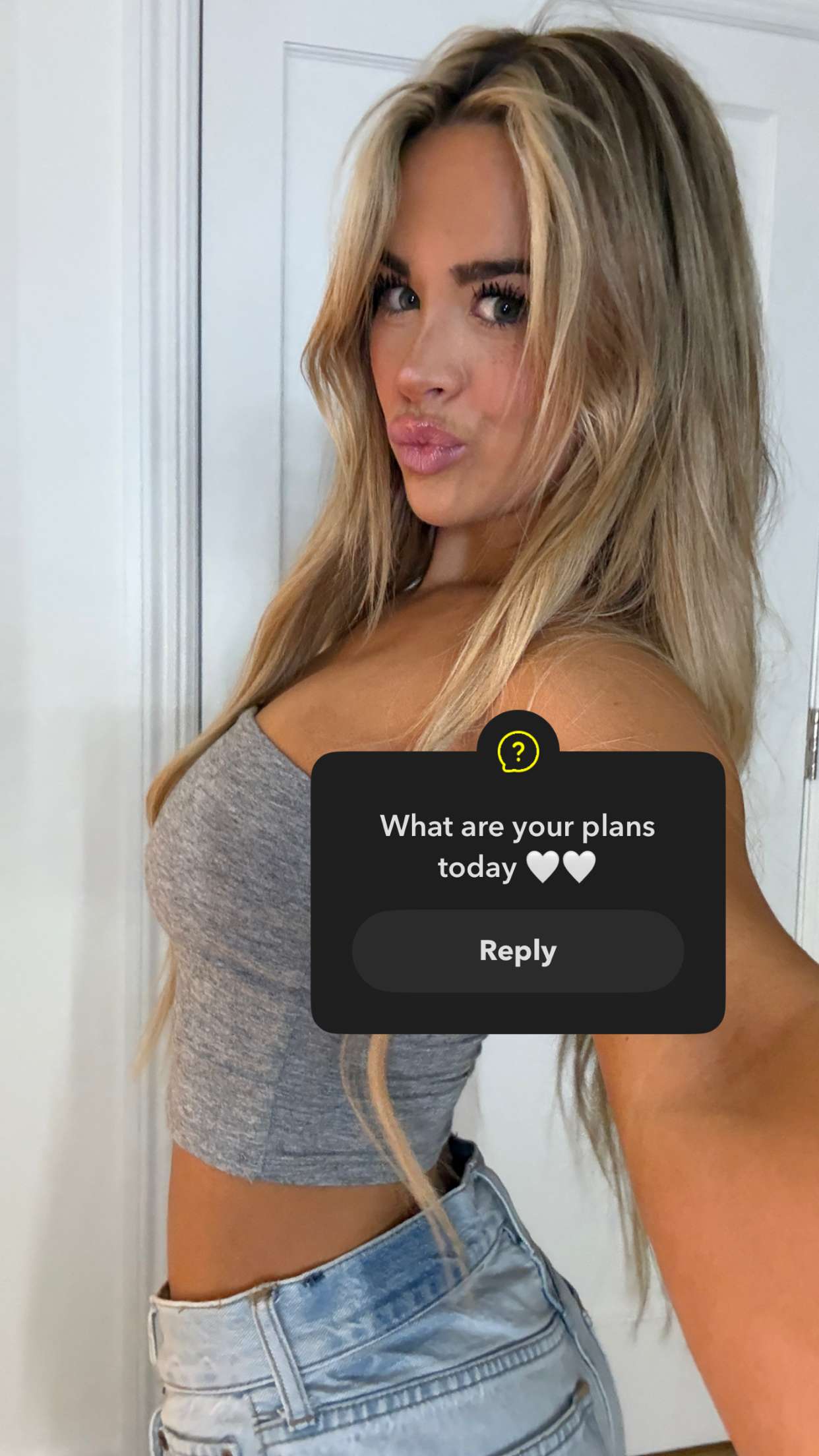 emilyelizabbeth snapchat image archive image