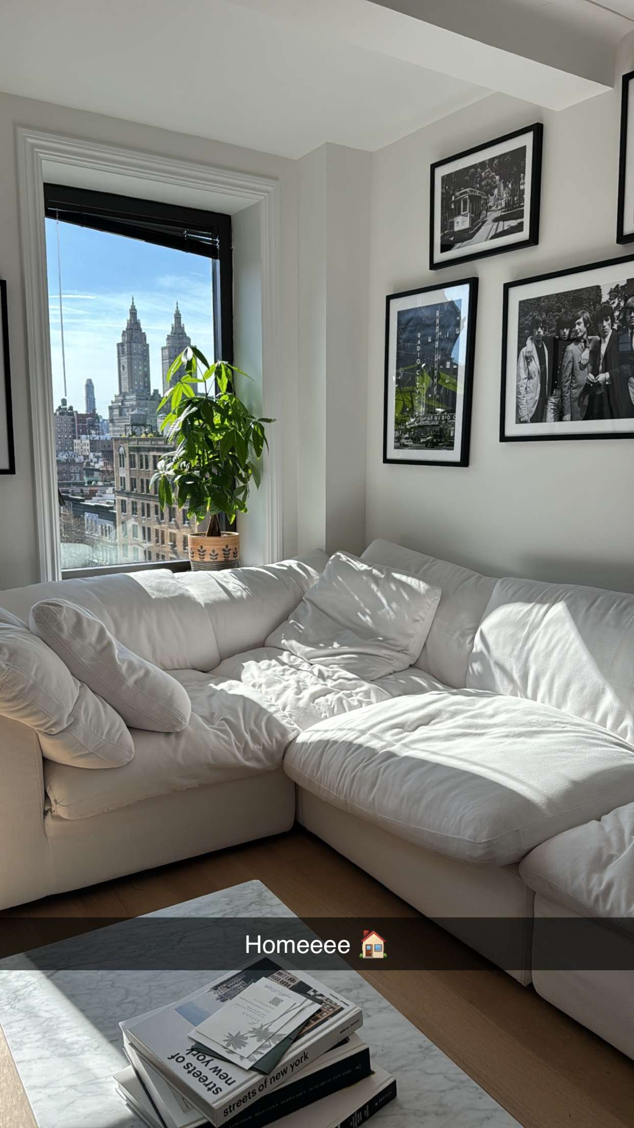 emilyelizabbeth snapchat image archive image