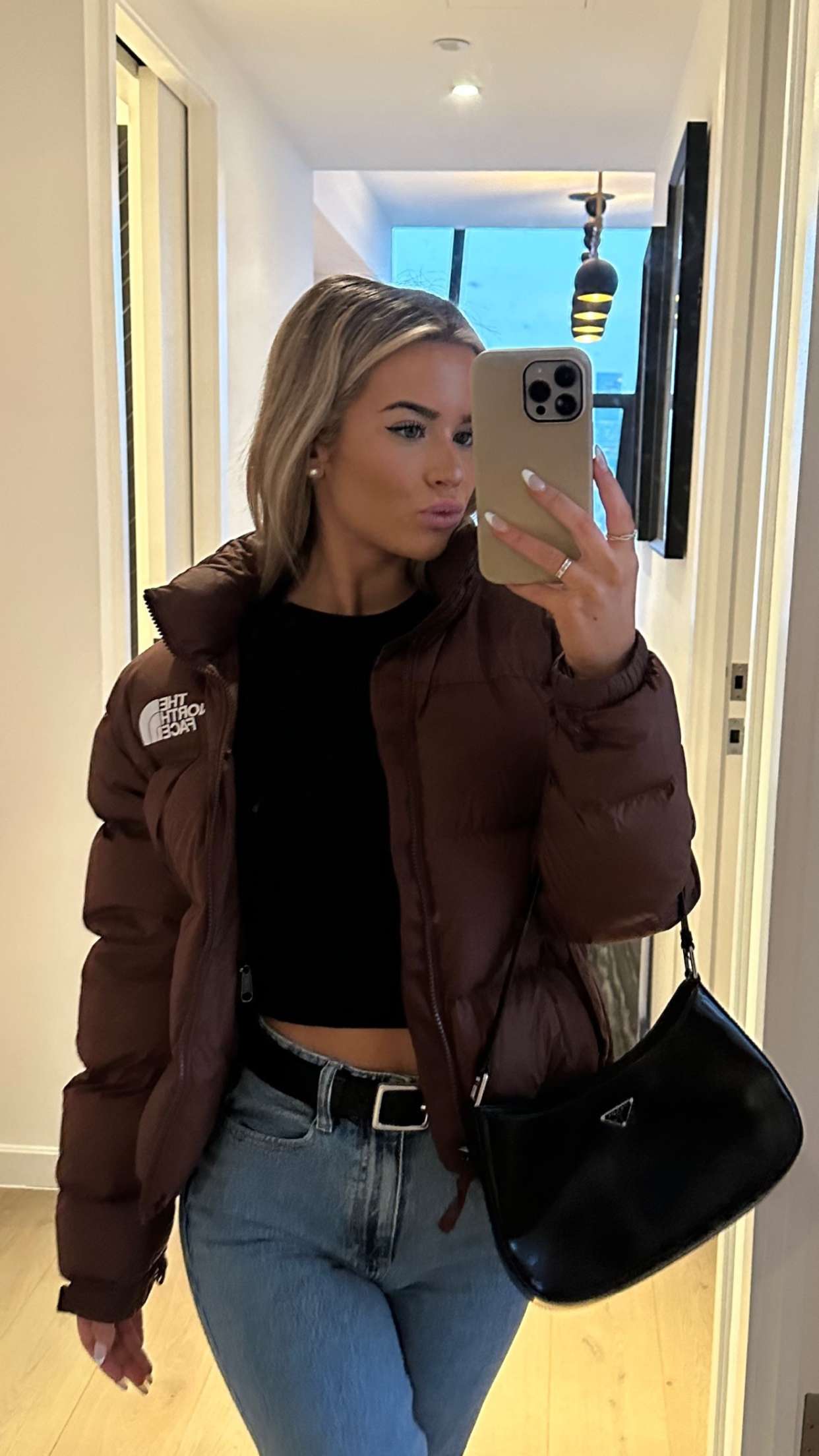 emilyelizabbeth snapchat image archive image