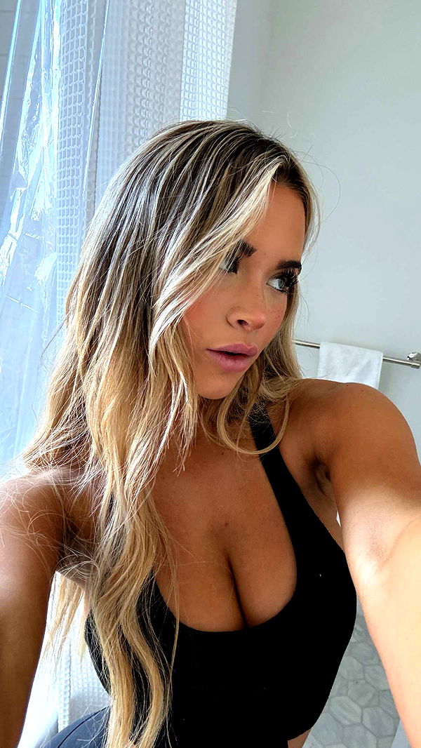 emilyelizabbeth image ~ Altpins