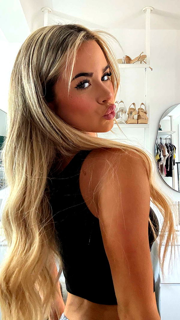 emilyelizabbeth image ~ Altpins