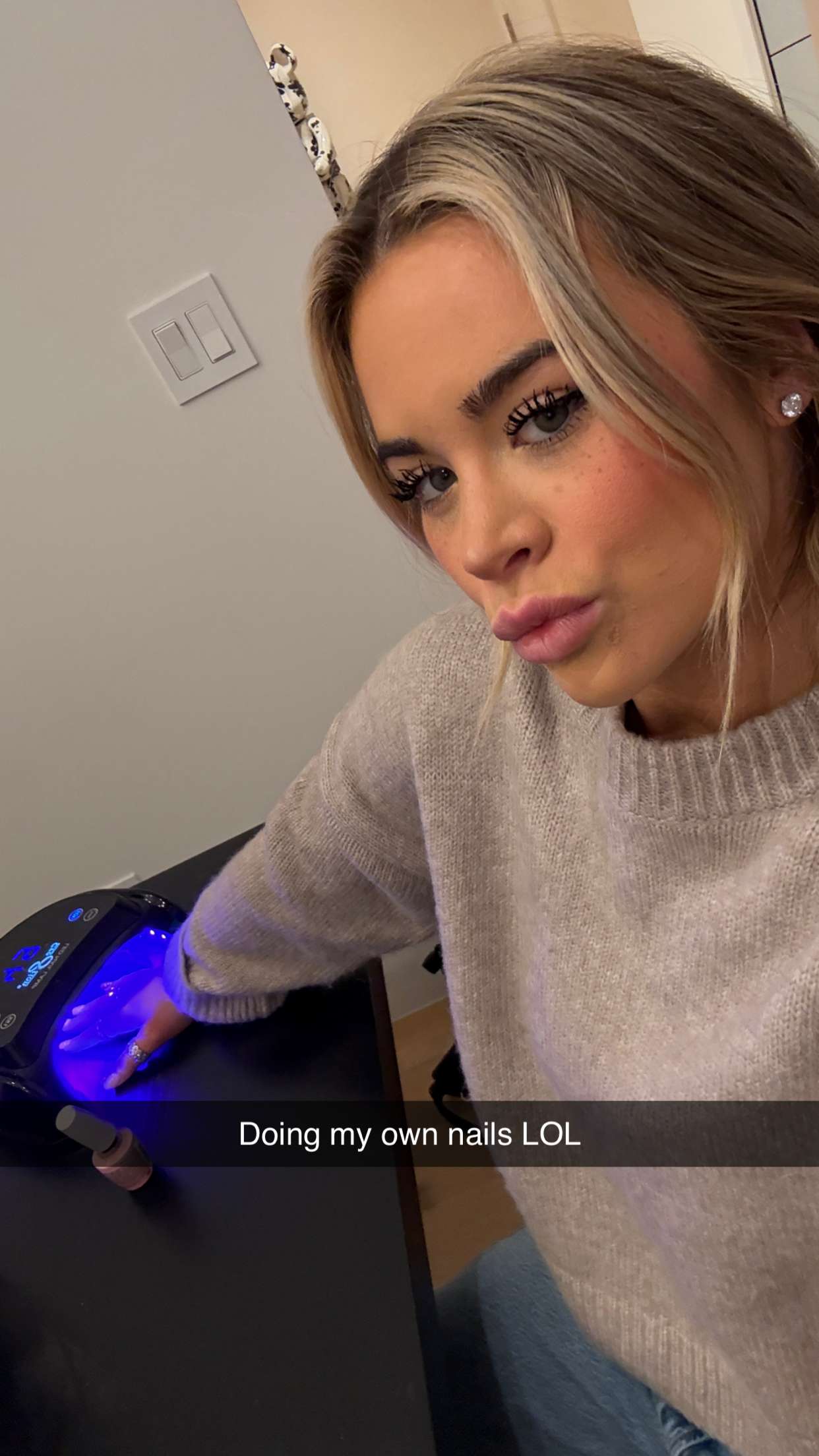 emilyelizabbeth snapchat image archive image