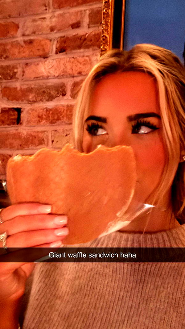 emilyelizabbeth image ~ Altpins