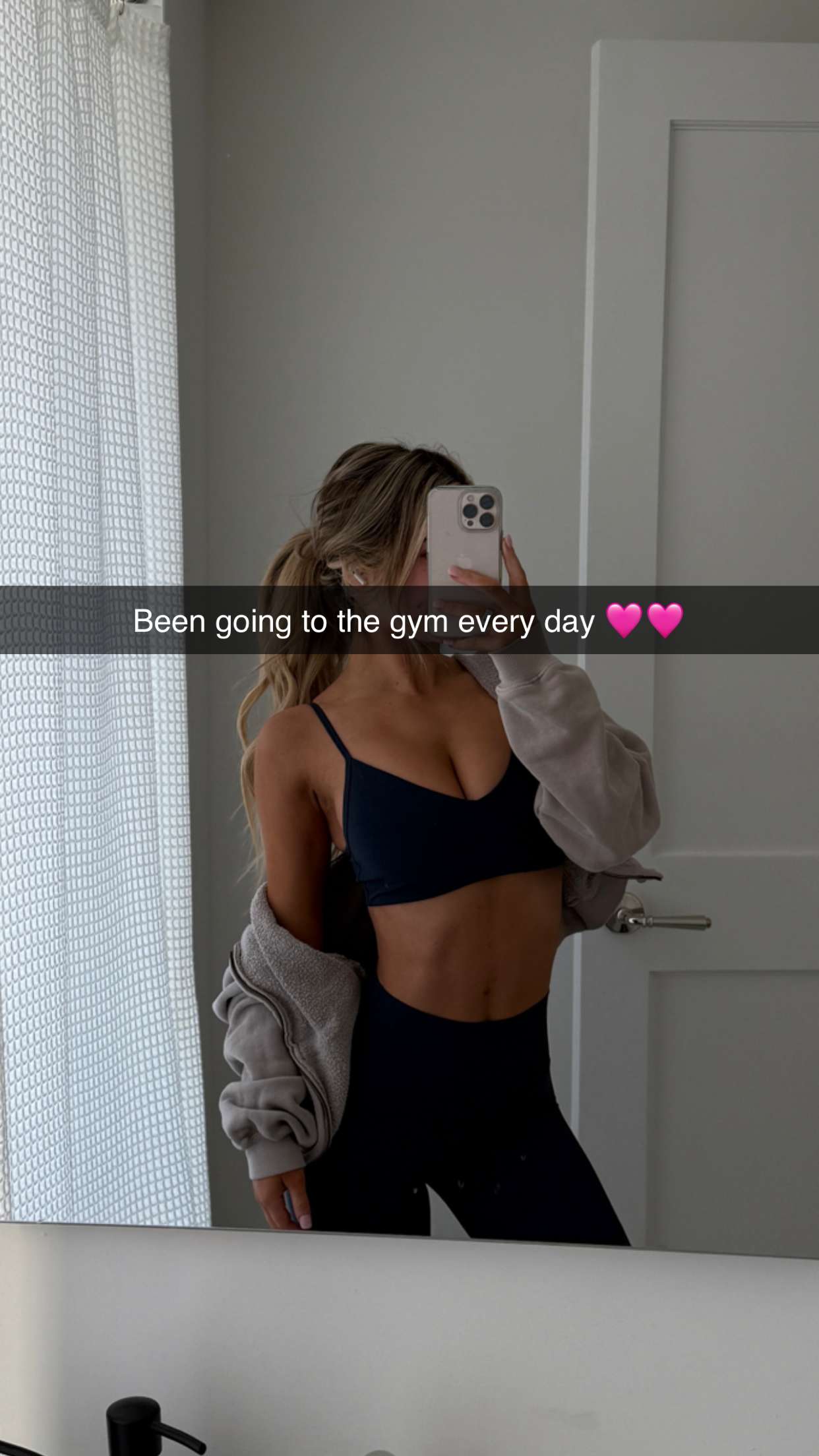 emilyelizabbeth snapchat image archive image