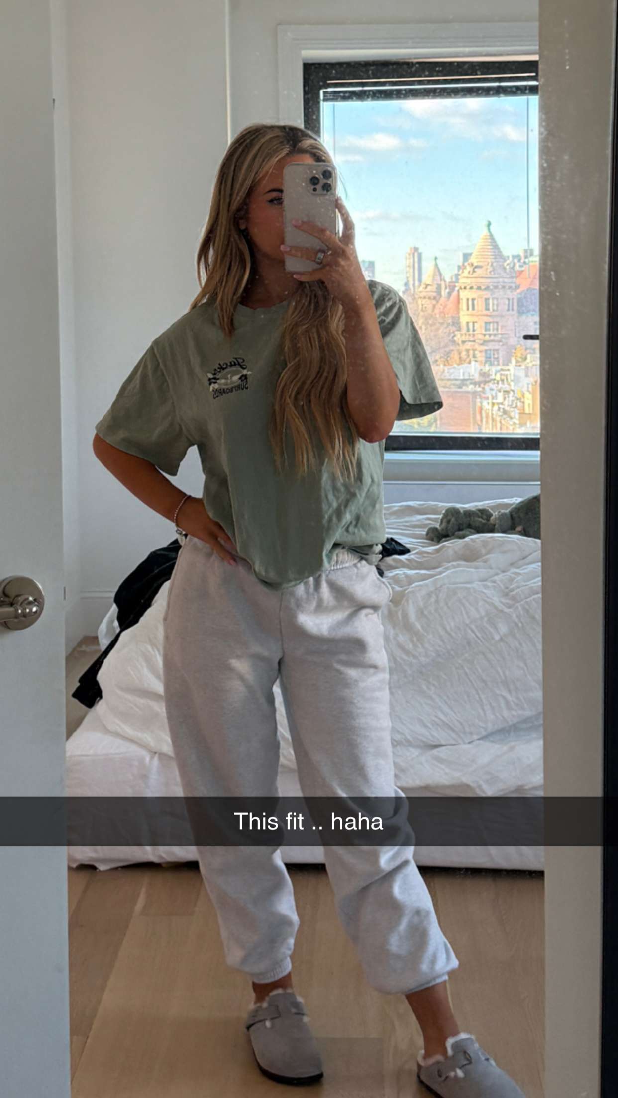 emilyelizabbeth snapchat image archive image