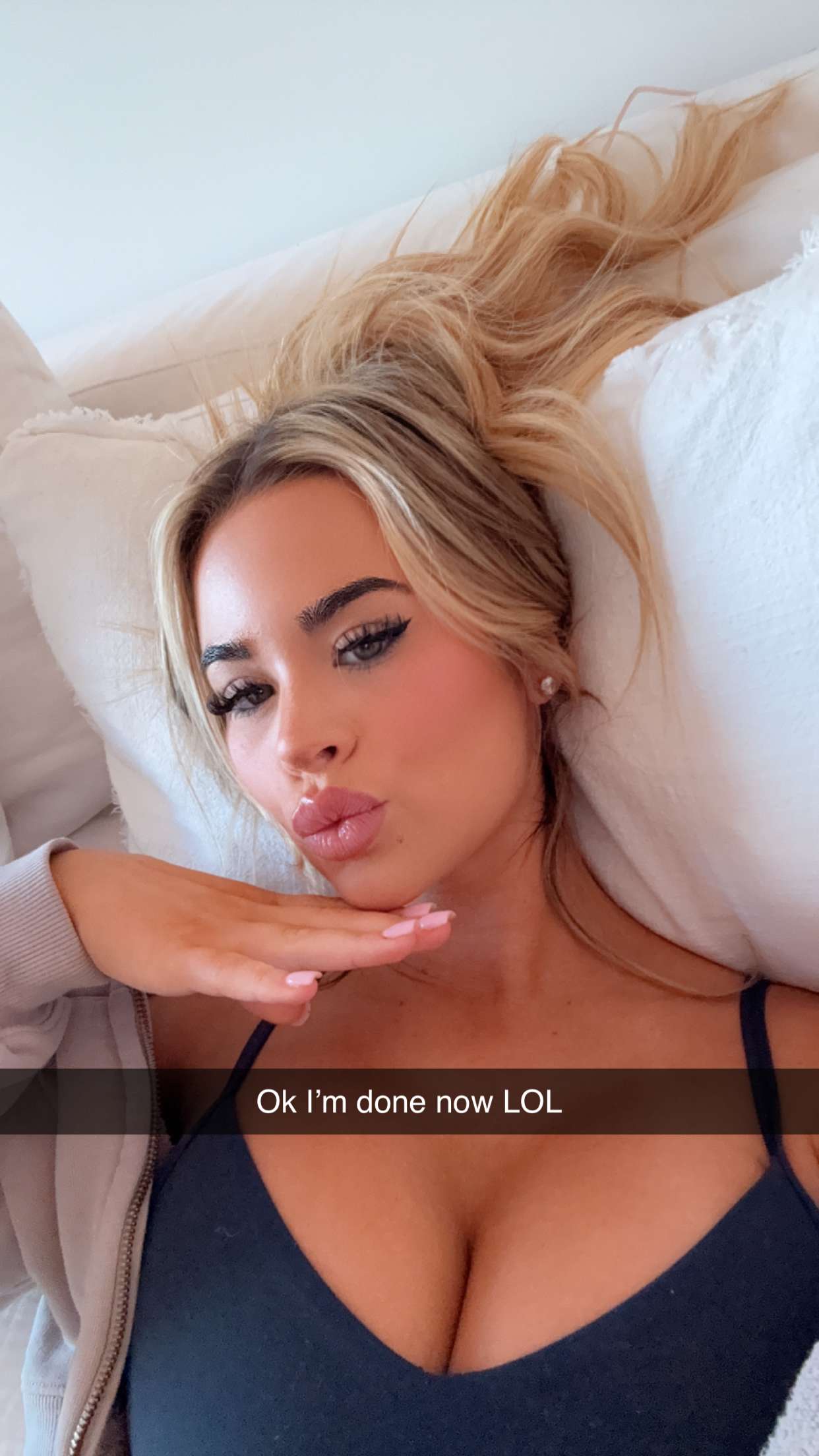 emilyelizabbeth snapchat image archive image