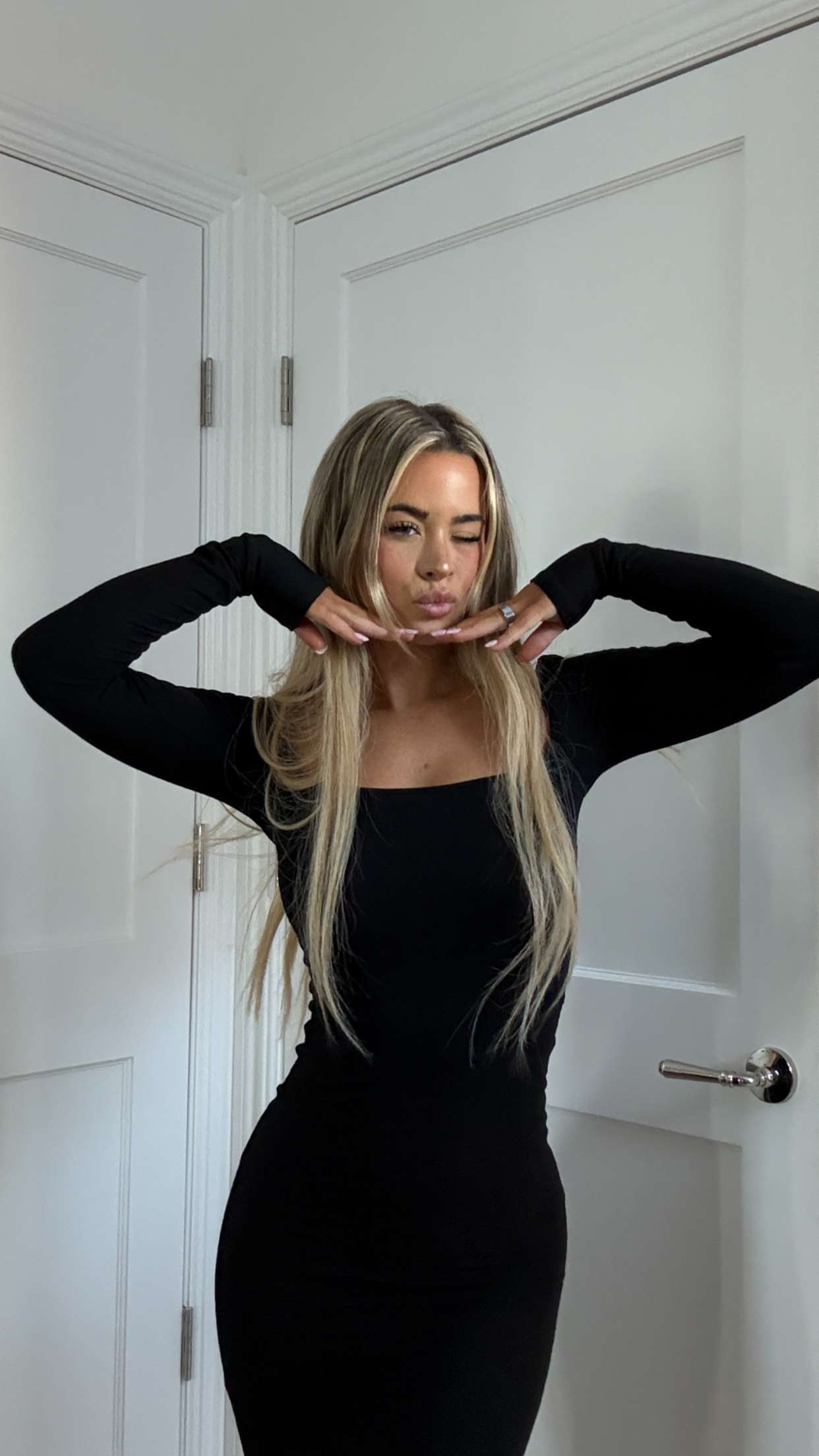 emilyelizabbeth snapchat image archive image