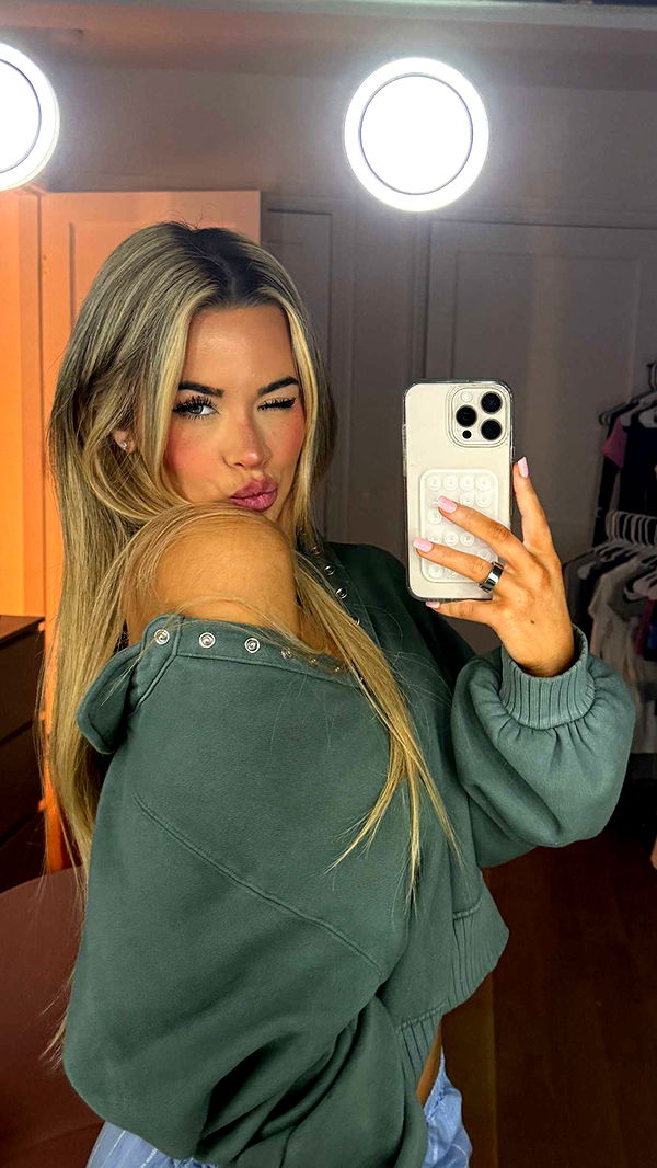 emilyelizabbeth image ~ Altpins