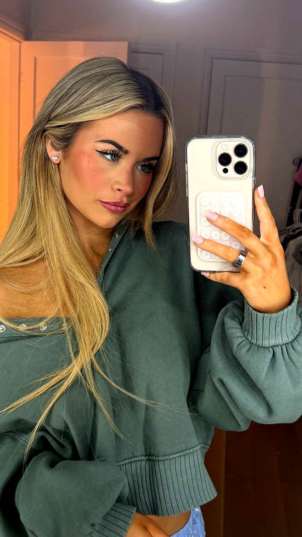 emilyelizabbeth image ~ Altpins